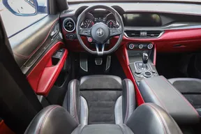 Alfa Romeo Stelvio Quadrifoglio 2019