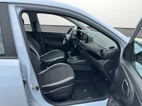 Hyundai i10 2021