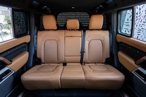 Land Rover Defender 110 2024