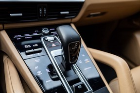 Porsche Cayenne 2022