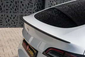 Tesla Model Y Standard Range 2023