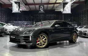 Porsche Panamera 4S E-Hybrid 2025