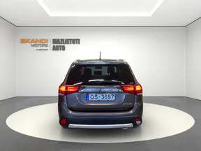 Mitsubishi Outlander / Airtek 2016
