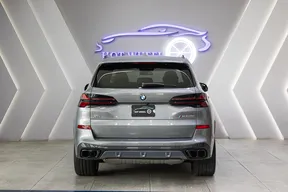 BMW X5 M60 2025