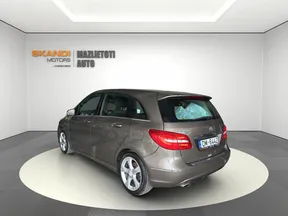 Mercedes-Benz B-Class 180 2012