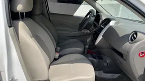 Nissan Sunny 2023