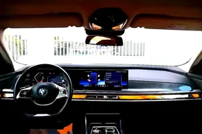 BMW 7 Series 735 2025