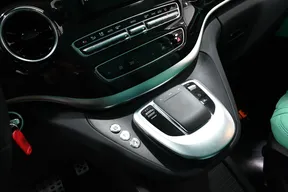Mercedes-Benz V-Class 2023