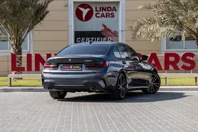 BMW 3 Series 330 2022