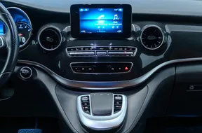 Mercedes-Benz V-Class 250 2021