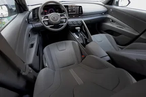 Hyundai Elantra / Avante 2023