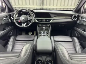 Alfa Romeo Stelvio Quadrifoglio 2022