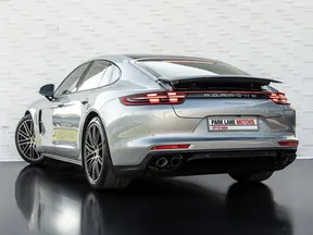 Porsche Panamera 2020
