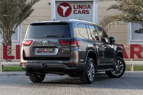 Toyota Land Cruiser 2024