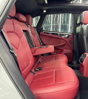 Porsche Macan S 2024