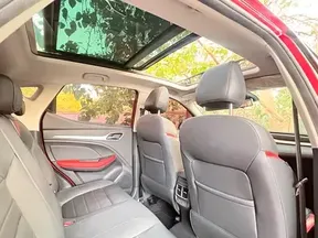 MG ZS 2023