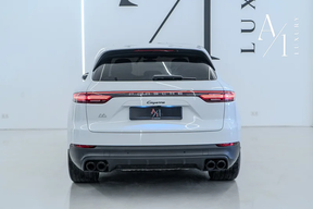 Porsche Cayenne 2022