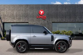 Land Rover Defender 90 2021