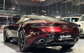 Aston Martin DB11 2018