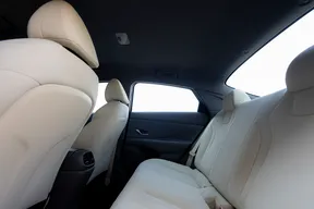 Hyundai Elantra / Avante 2023