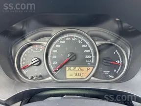 Toyota Yaris 2017