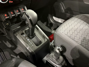 Suzuki Jimny 2025