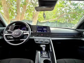 Hyundai Elantra / Avante 2023