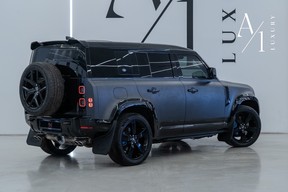 Land Rover Defender 110 2023