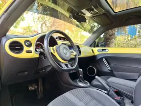 Volkswagen Beetle 2016