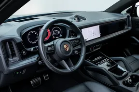 Porsche Cayenne GTS 2025
