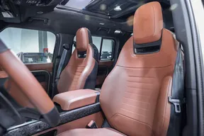 Land Rover Defender Octa 2026
