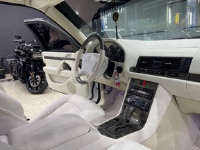 Mercedes-Benz S-Class Maybach 600 1996