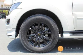 Mitsubishi Pajero / Shogun / Montero 2020