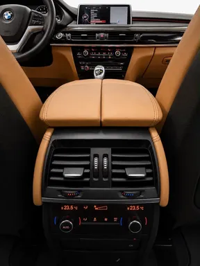 BMW X6 M50 2015
