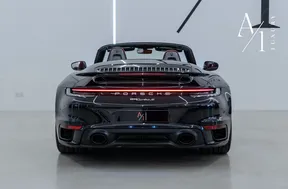 Porsche 911 Turbo S 2023