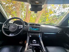 Jaguar F-Pace 2019