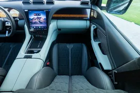 BYD Yangwang U8 2024