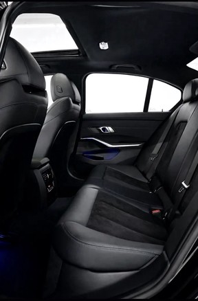 BMW 3 Series 330 2021