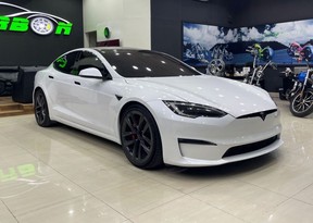 Tesla Model S Ludicrous 2023