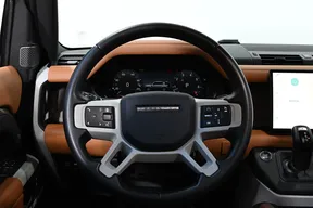 Land Rover Defender 110 2024