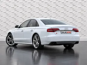 Audi S8 2015