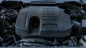 Land Rover Defender 110 2023