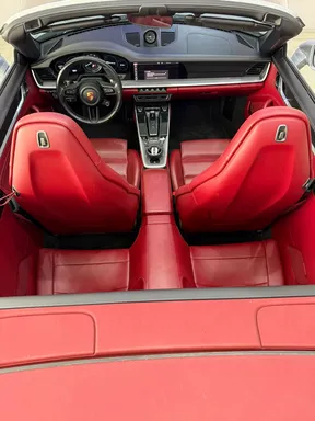 Porsche 911 Carrera 4S 2023