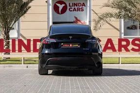 Tesla Model Y Long Range 2024