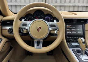 Porsche 911 Carrera 2013