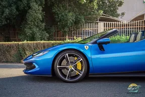 Ferrari 296 GTS 2023