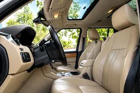 Land Rover LR4 2015