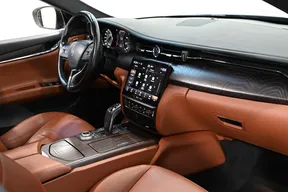 Maserati Quattroporte 2021