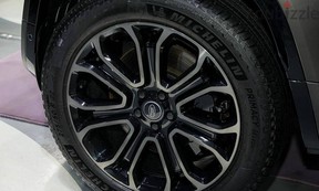 Land Rover Defender 110 2025