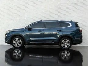 Geely Okavango 2025